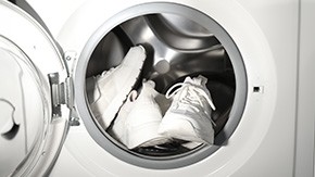 Sneakers in de wasmachine: do’s en don’ts